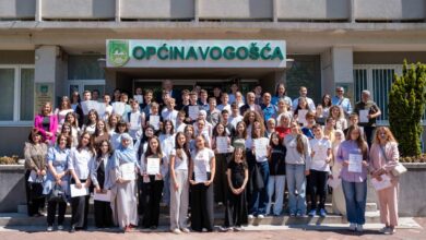 Photo of Načelnik Hasanović dodijelio diplome najuspješnijim osnovcima sa općinskihtakmičenja
