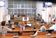 Photo of ​Skupština KS dala saglasnost: Otkupljuje se 24.000 metara kvadratnih zemljišta za proširenje groblja Vlakovo