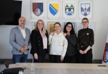 Photo of Novčana naknada za porodice s troje ili više djece u Općini Novo Sarajevo povećana na 1.000 KM