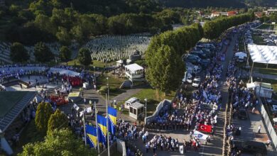 Photo of Učesnici “Marša mira” stigli u Potočare: Trodnevnim pješačenjem odali počast žrtvama genocida
