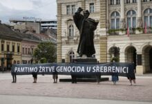 Photo of Novi Sad: Sat tišine u spomen na žrtve genocida u Srebrenici