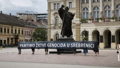 Photo of Novi Sad: Sat tišine u spomen na žrtve genocida u Srebrenici