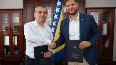 Photo of Dizdar i Čengić potpisali ugovore za izgradnju infrastrukture na području Starog Grada