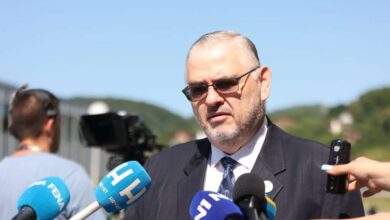 Photo of Crishock: Dužni smo čuvati istinu o Srebrenici i podržavati mir i pomirenje