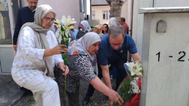 Photo of Porodice žrtava genocida u Srebrenici obilaze stratišta – Negiranje genocida je dodatna bol