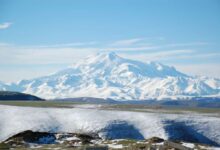 Photo of Nesreća na Elbrusu: Poginuli Alma i Denis Okanović bili supružnici, spasioci traže još jedno tijelo