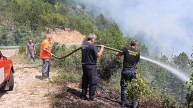 Photo of Vatrogasci se i dalje bore s požarima kod Mostara i Konjica