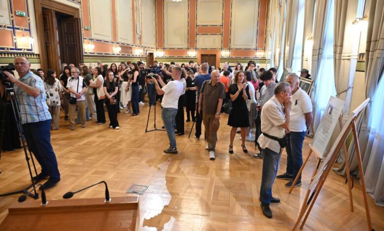 Photo of U Vijećnici otvorena posthumna izložba pejzaža „Osoj i prisoj“ Erdoana Morankića