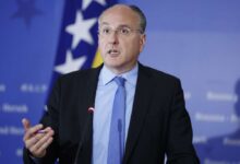 Photo of Ambasador Arnaut: Svi povrijeđeni kod Stuttgarta van životne opasnosti