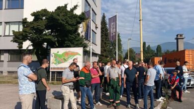 Photo of Počeo protest radnika Toplane Zenica zbog kašnjenja plaće i neizvjesne sudbine