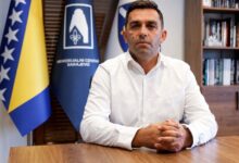 Photo of Dova za domovinu i zikir u Ratnoj džamiji: U sklopu manifestacije „Odbrana BiH – Igman 2026“ odana počast herojima