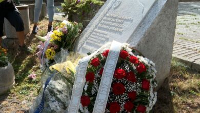 Photo of Obilježena 34. godišnjica ubistva 11 Sarajlija na Trgu solidarnosti