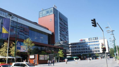 Photo of Rano jutros u centru Sarajeva izgorjela napuštena kuća i dva pomoćna objekta