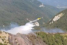 Photo of Na području Bosanskog Grahova i dalje traje borba s požarom, očekuje se pomoć Air Tractora