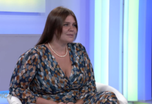 Photo of Mlada glumica Sara Seksan u emisiji Špica: “Gluma je bila jedina opcija, uz rad i disciplinu sve je moguće”