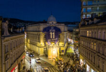 Photo of U Sarajevu iznad Vječne vatre istaknut veliki dres kapitena BiH Edina Džeke