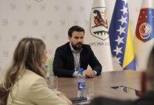 Photo of Općina Ilidža nastavlja podršku obrazovanju i razvoju poduzetništva: Potpisano deset novih ugovora