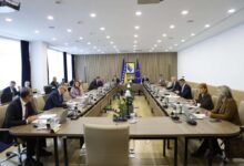 Photo of Vijeće ministara BiH danas o saglasnosti za glasanje državljana Srbije u BiH
